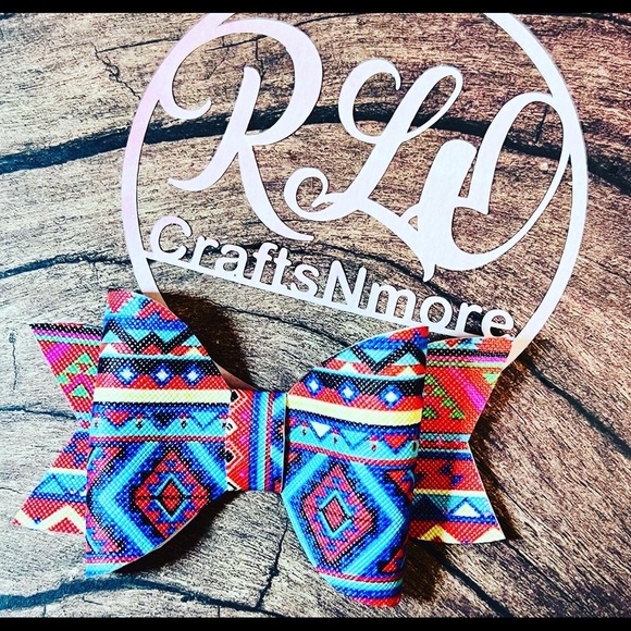 Bows - Picture 2 of 5